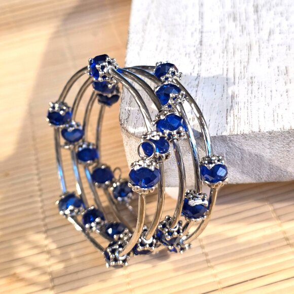 Silver Tone Crystal Wrap Bracelet With Blue Faceted Beads & Filigree Details - Picture 3 of 7